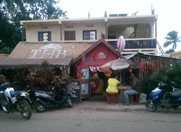 madagascar/manakara/nightclub/chez-paola