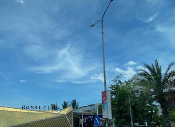vietnam/quy-nhon/nightclub/royal-club