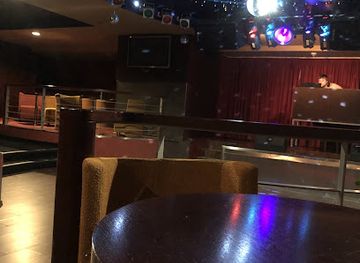 estonia/tallinn/kadriorg/nightclub/ooklubi-cellar