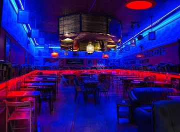 portugal/sintra/nightclub/salla-de-estar