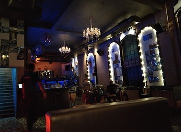 india/goa/candolim/nightclub/lord-of-the-drinks