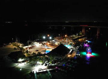florida/key-largo/nightclub/tiki-bar