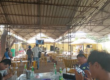 burkina-faso/ziniare/nightclub/le-podium