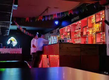 RETRO TOWN
