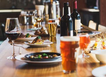 japan/hakone/nightclub/pub-stop-pizza-bar