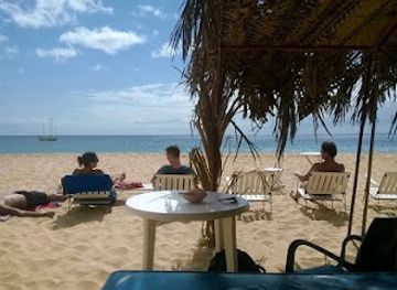 cabo-verde/maio/nightclub/bar-tropikal