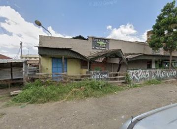 kenya/lake-nakuru-national-park/nightclub/club-monterey