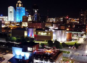 iowa/des-moines/downtown-des-moines/nightclub/300-craft-rooftop