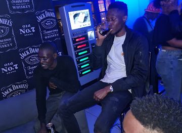 Kings Lounge