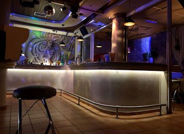 greece/corfu/gouvia/nightclub/whispers-bar