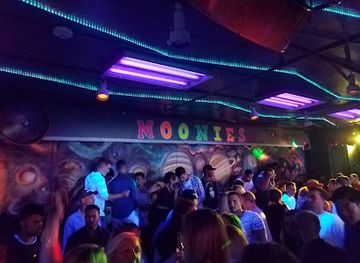 Moonies Bar & Nightclub