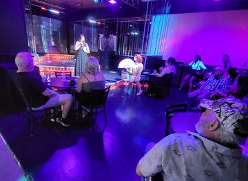 Newman's Nightclub & Lounge