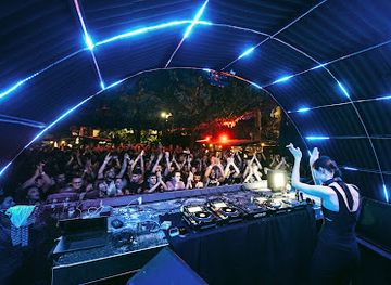 malta/victoria-lines/nightclub/club-phoenix