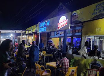 tanzania/lake-manyara-national-park/nightclub/double-m-bar