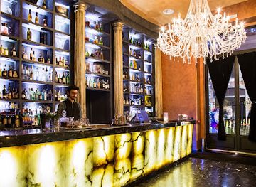 italy/rome/pantheon/nightclub/nur-bar