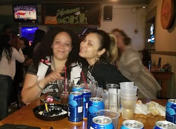 pennsylvania/erie/nightclub/uptown-browns