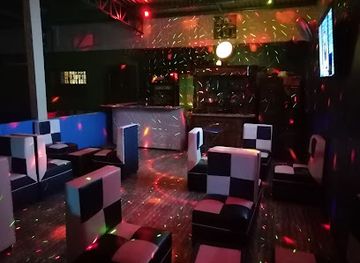 honduras/comayagua-valley/nightclub/baron-azul-discoteque