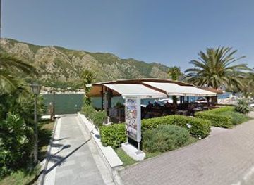 montenegro/kotor-bay/nightclub/shisman-cafe-bistro