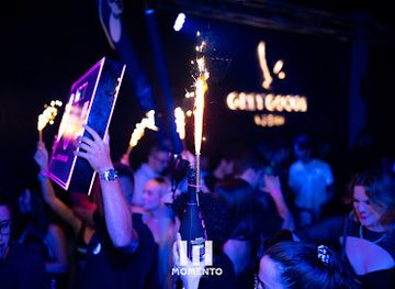 italy/pisa/nightclub/momento-club