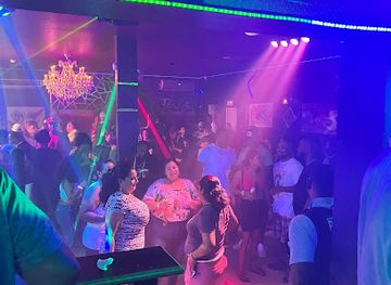 belize/san-pedro/san-pedro-town/nightclub/the-verse-allure