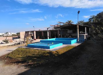 mexico/tierra-caliente/nightclub/quinta-la-banana