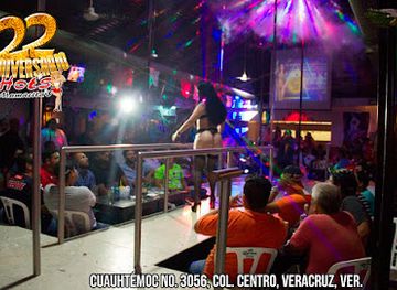 mexico/veracruz/nightclub/hot-s-mamacitas