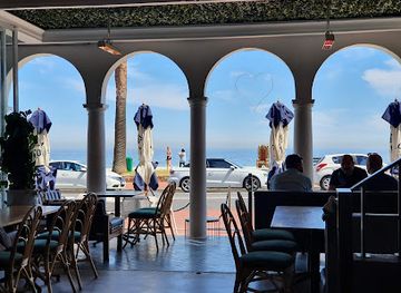 south-africa/cape-town/camps-bay/nightclub/cafe-caprice