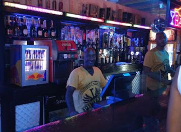 mauritius/pamplemousses-botanical-garden/nightclub/executive-club