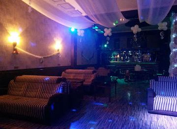 uzbekistan/nuratau-mountains/nightclub/nurafshan