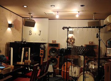 japan/shimotsuke/nightclub/blue-j