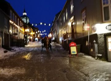 norway/roros/nightclub/skanckebua-bar-restaurant