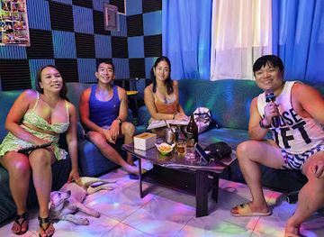 philippines/siquijor/nightclub/namaste-ktv-bar
