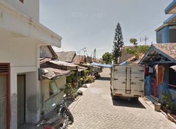 indonesia/surabaya/kenjeran/nightclub/genk-lowo