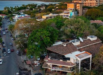 costa-rica/nicoya-peninsula/nightclub/lotus-night-club