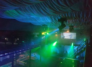 romania/bihor-mountains/nightclub/the-king-club