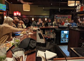 tennessee/murfreesboro/nightclub/bar-louie-the-avenue-at-murfreesboro