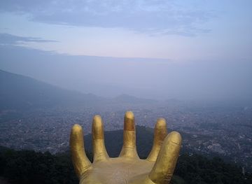 nepal/pokhara/phewa-lake/nightclub/the-new-sky-palace-dance-club