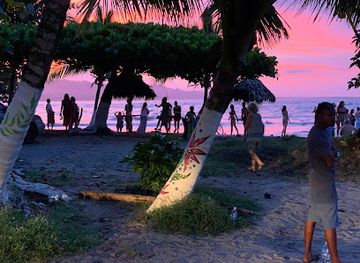 costa-rica/cahuita-national-park/nightclub/playa-negra-cahuita