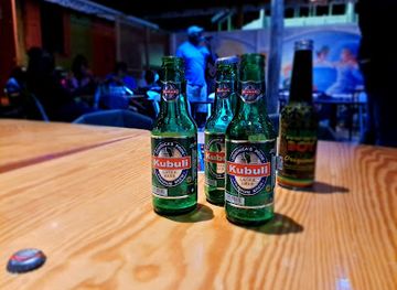 dominica/roseau/nightclub/garage-bar