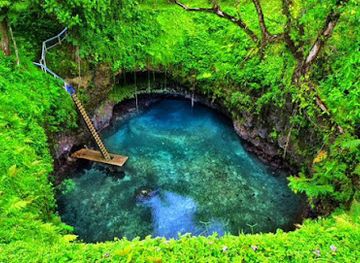 samoa/to-sua-ocean-trench/nightclub/to-sua-ocean-trench