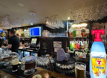 united-kingdom/isle-of-harris/nightclub/mcneills