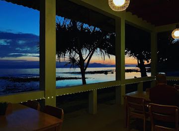 indonesia/pulau-weh/nightclub/sunset-bar-grill