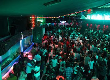 DUBAI NIGHT CLUB