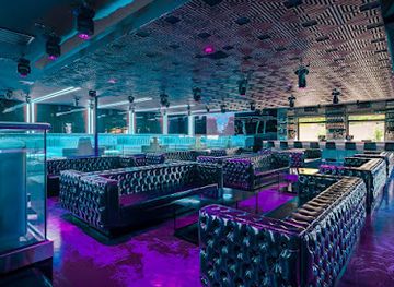 tennessee/germantown/nightclub/in-love-memphis