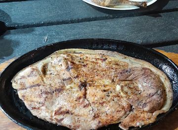 zimbabwe/matobo-national-park/nightclub/the-place-bar-restaurant-garden