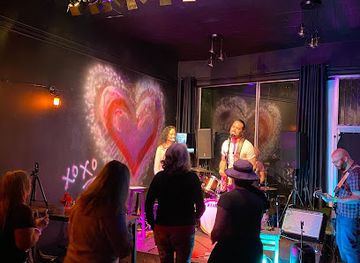 washington/everett/nightclub/e-i-bar-stage