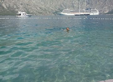 montenegro/kotor-bay/nightclub/oskar-beach-bar