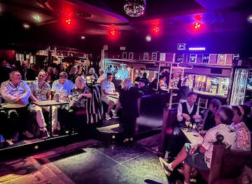 spain/andalusia/nightclub/minnelli-s