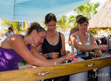 curacao/playa-cas-abou/nightclub/b-diving-watersports