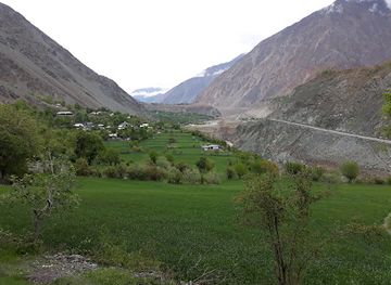 pakistan/chitral/nightclub/golug-tori-mori-pain
